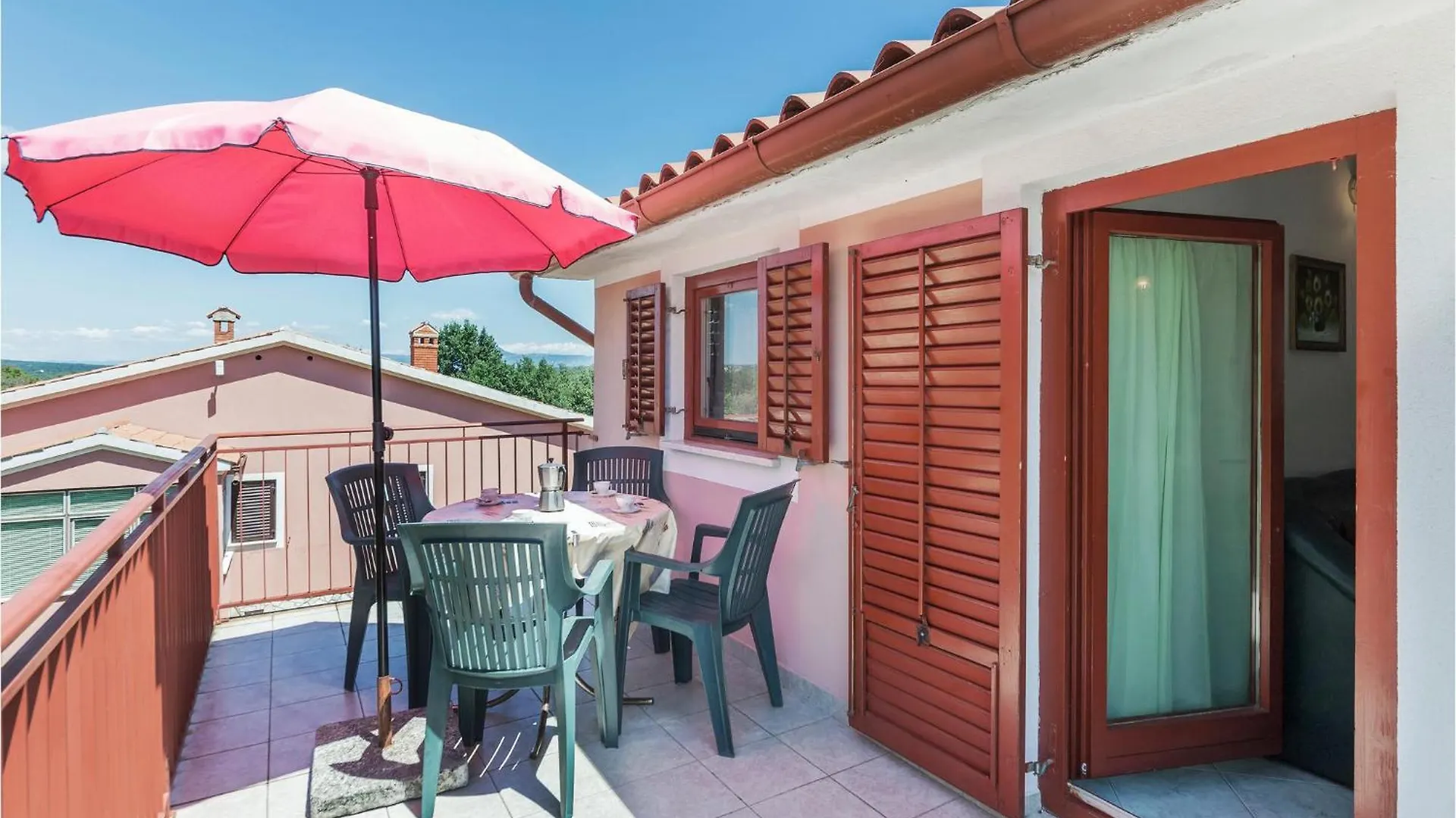 Holiday home Cozy Home In Labin With Kitchen